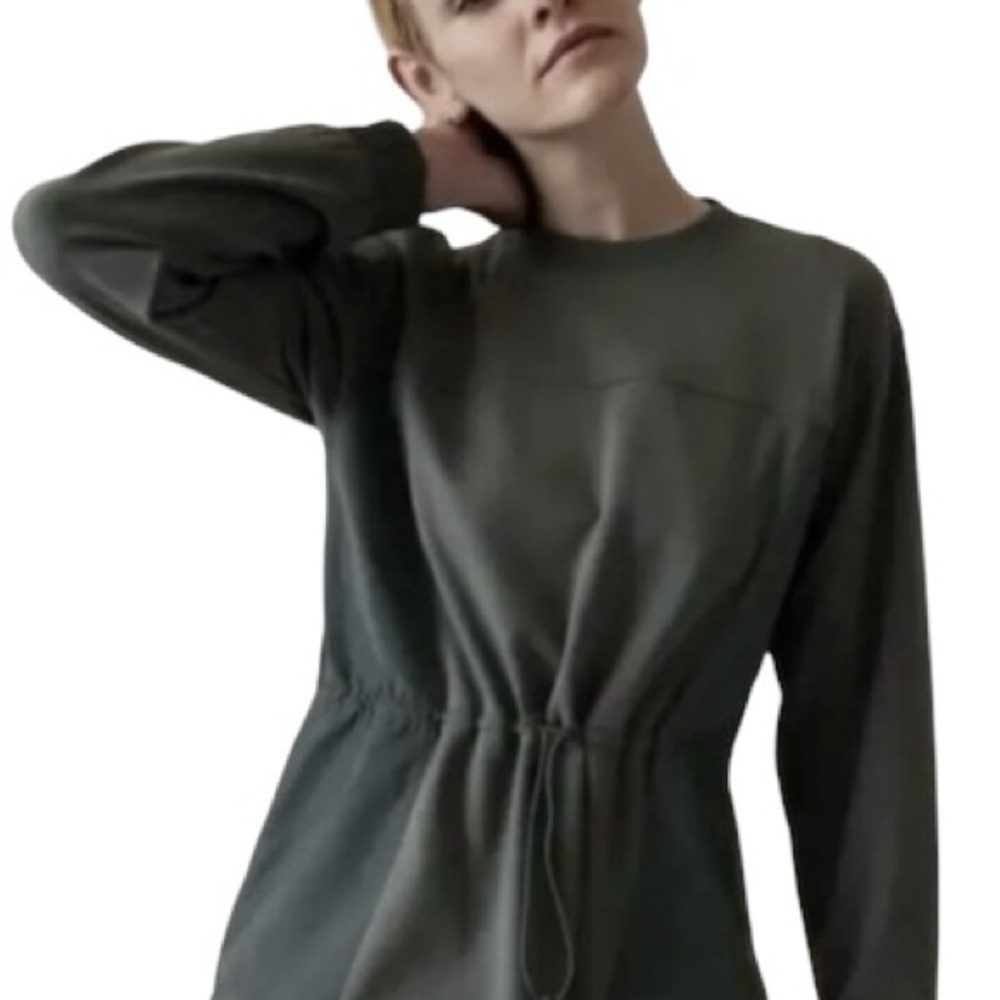 Athleta Triumph Hybrid Crewneck Sweatshirt Bali Green Size Small NWT!